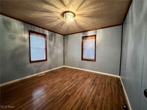 1406 Chestnut St in Dover, OH - Building Photo - Building Photo