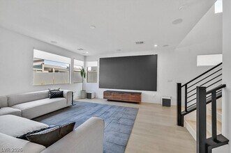 4122 Prairie Star Ave in Las Vegas, NV - Building Photo - Building Photo