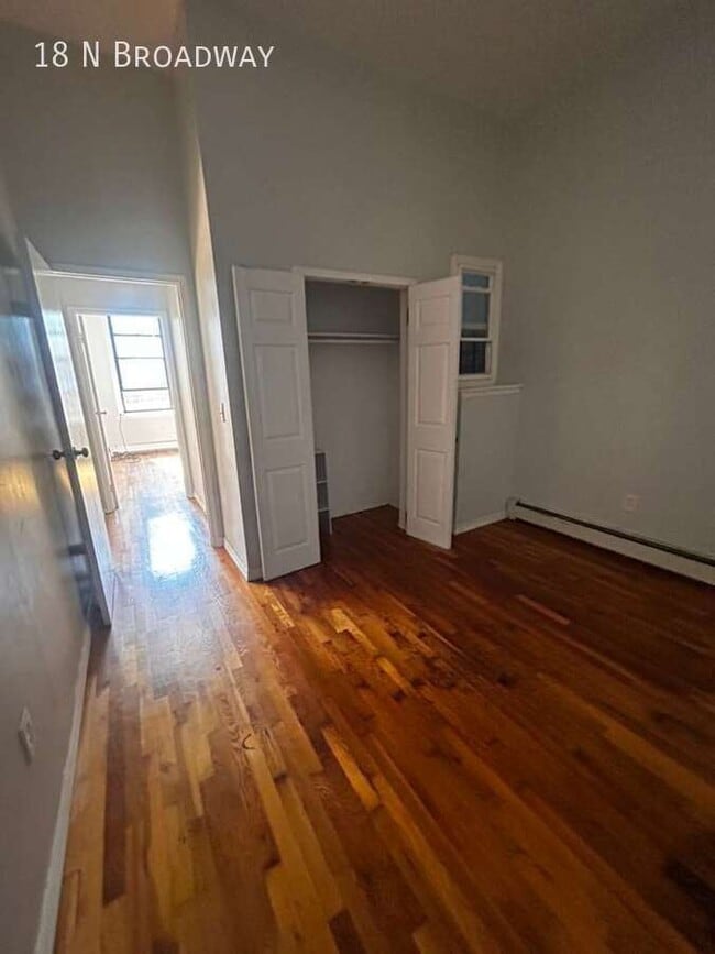 18 N Broadway in Yonkers, NY - Building Photo - Building Photo