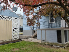 1704 Broad St in Greensburg, PA - Building Photo - Building Photo