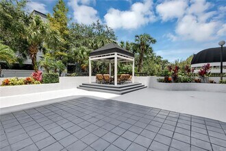 530 E Central Blvd in Orlando, FL - Building Photo - Building Photo