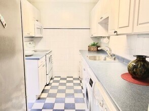 16 Winter St in Waltham, MA - Building Photo - Building Photo