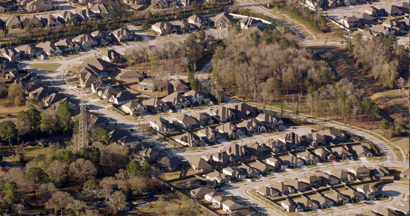 Royal Brook in Porter, TX - Building Photo