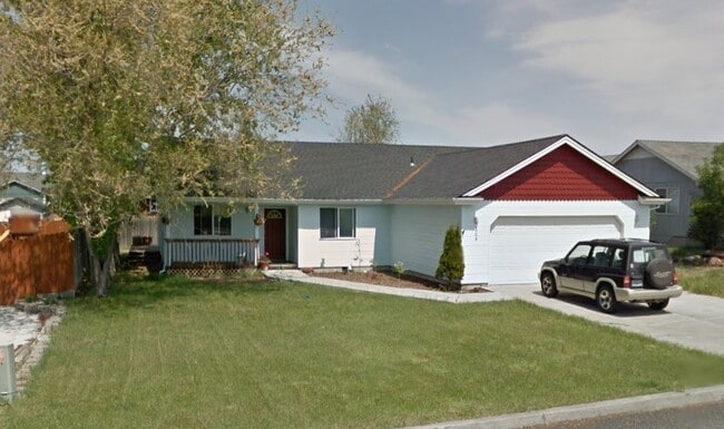 property at 309 E D St