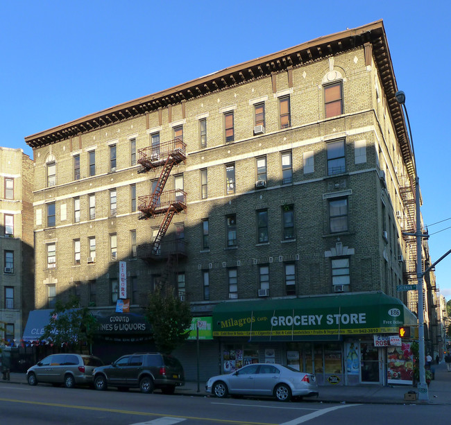 182 Sherman Ave in New York, NY - Foto de edificio - Building Photo