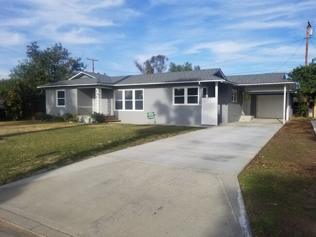 property at 5165 Carlingford Ave