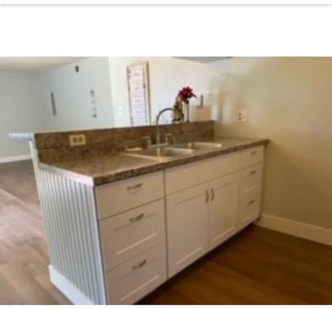 1323 Pinetree Dr, Unit 1323 Pinetree Dr #1 in Stockton, CA - Building Photo - Building Photo