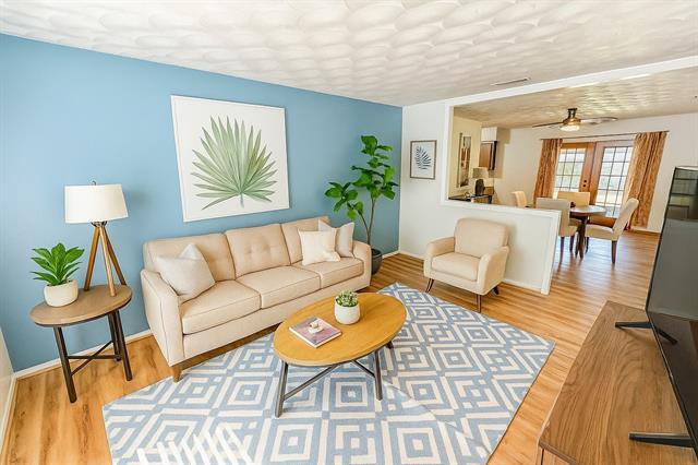 property at 1413 Potomac Dr