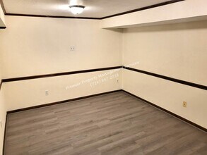 3329 Brodhead Rd in Aliquippa, PA - Building Photo - Building Photo