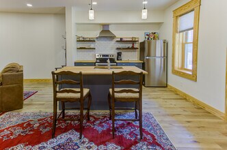 1220 Adams St, Unit 1 in Vicksburg, MS - Building Photo - Building Photo