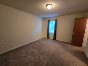 207 Oakwood Ln in Elizabeth City, NC - Building Photo - Building Photo