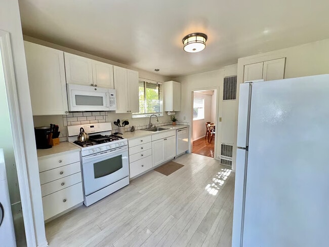 4755 N Pearl St in Tacoma, WA - Building Photo - Building Photo