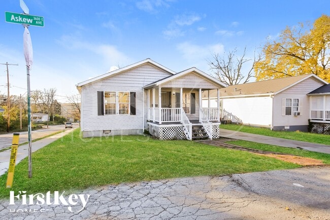 property at 5650 Askew Ave