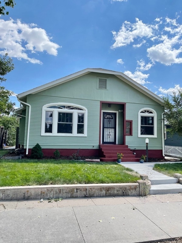 property at 409 W 24th St