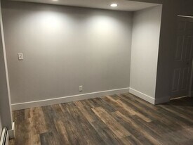 14 May St in Ansonia, CT - Building Photo