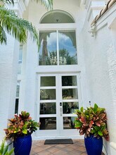 11030 Misty Ridge Way in Boynton Beach, FL - Foto de edificio - Building Photo
