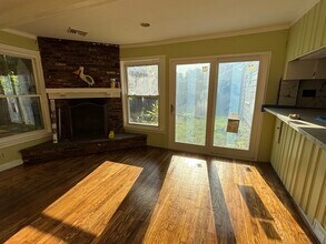 215 Jaffrey St in Weymouth, MA - Building Photo - Building Photo