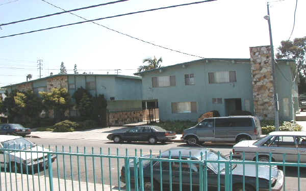 Staffrey Apt in Inglewood, CA - Foto de edificio - Building Photo