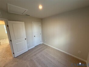 5401 Canterbury Rdg Wy in Richmond, VA - Building Photo - Building Photo