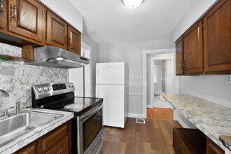 221 S 41st St in Louisville, KY - Building Photo - Building Photo