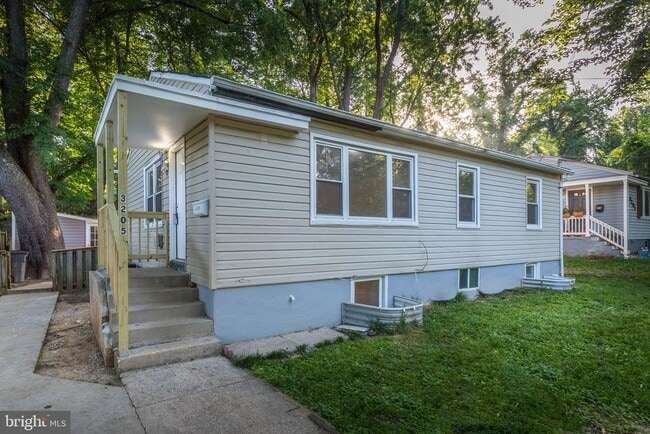 property at 3205 Henderson Ave