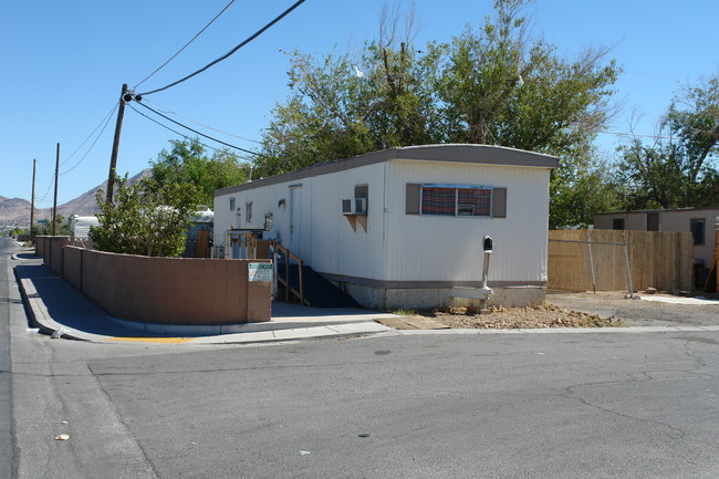 Willow Glen Mobile Home Park in Las Vegas, NV - Building Photo - Building Photo