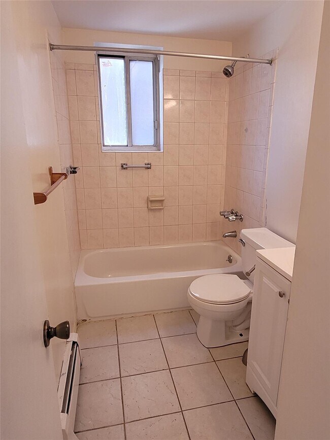153-44-153-77 77th Ave in Queens, NY - Building Photo - Building Photo