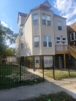 8020 S Coles Ave, Unit 1 in Chicago, IL - Building Photo