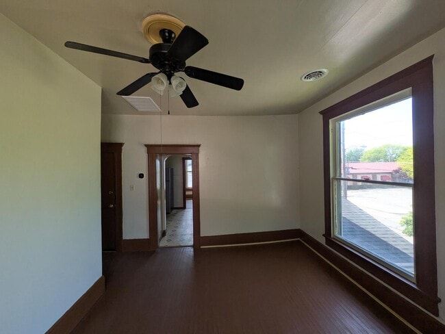 439 W 11th St in Anderson, IN - Building Photo - Building Photo