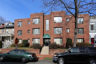 1010 G St in Washington, DC - Foto de edificio - Building Photo