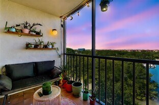 900 Cove Cay Dr in Clearwater, FL - Building Photo