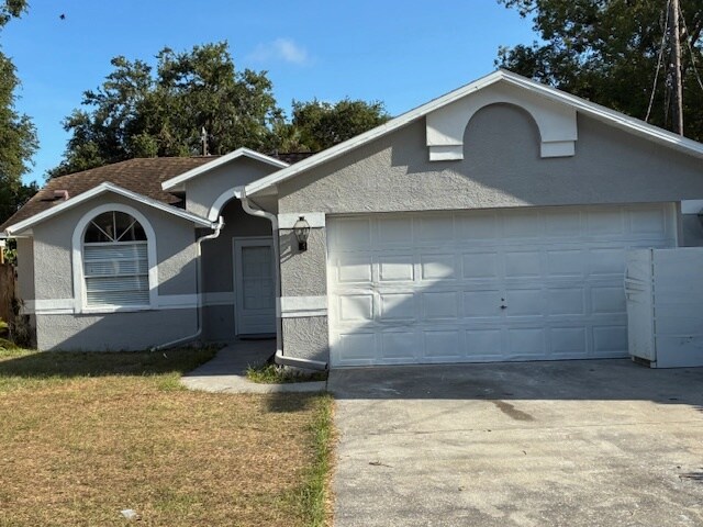 905 Hart St in Clearwater, FL - Building Photo