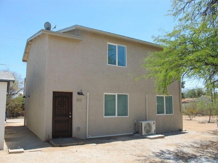 1122 E Water St in Tucson, AZ - Building Photo