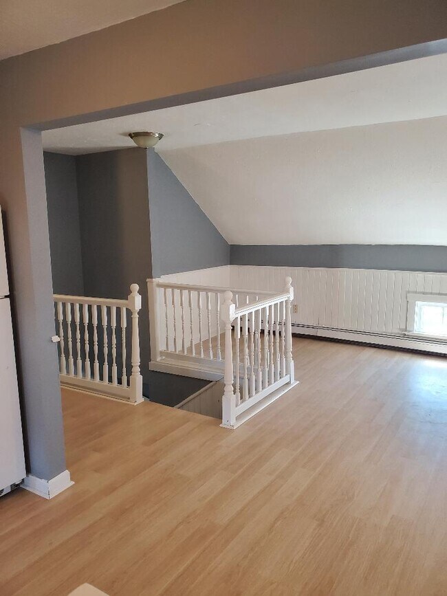 132 5th St Apartments and Nearby Fall River Apartments For Rent Fall River, MA