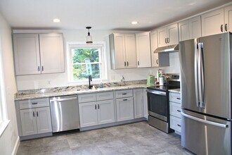 222 Ashworth Ave in Brevard, NC - Building Photo - Building Photo