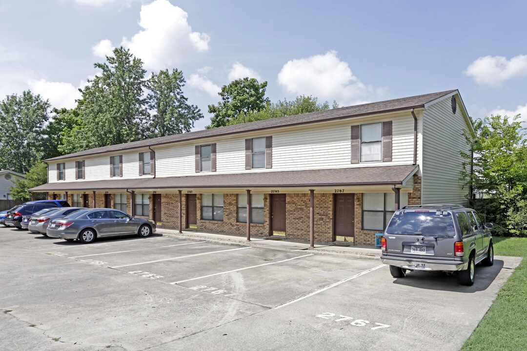 2755-2767 N Sierra Ave in Fayetteville, AR - Foto de edificio