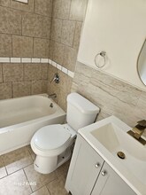 426 Leslie St in Newark, NJ - Building Photo - Building Photo