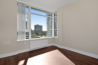 Bridgewater in North Vancouver, BC - Building Photo - Building Photo