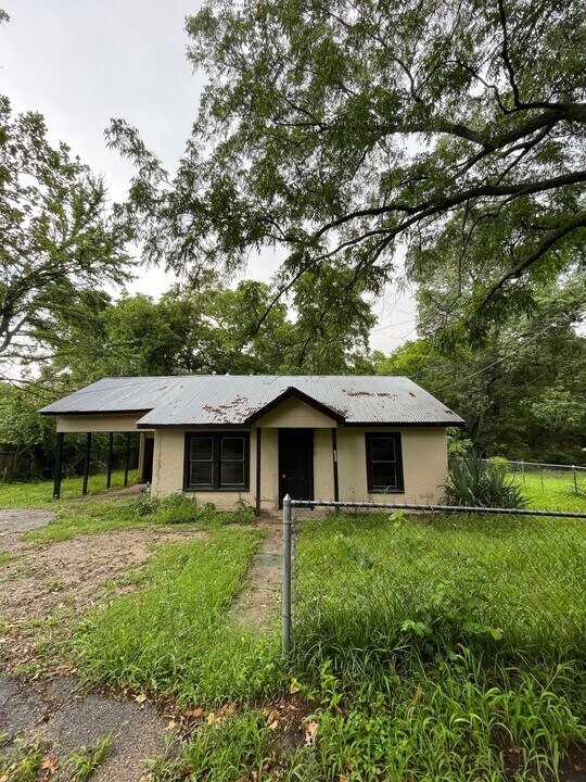 505 11th Ave SE in Ardmore, OK - Building Photo