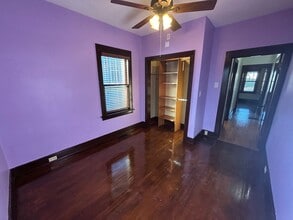 2042 Elm St in Quincy, IL - Building Photo - Building Photo