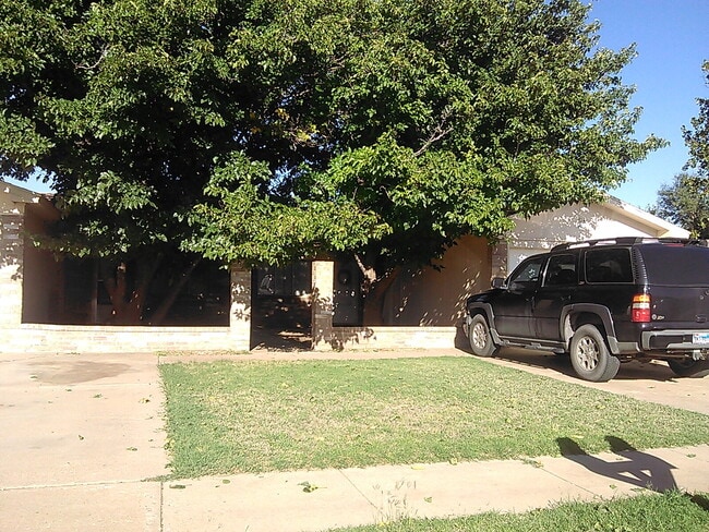 property at 814 Elkhart Ave