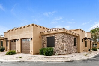4241 Pebble Creek Pkwy in Goodyear, AZ - Building Photo - Building Photo