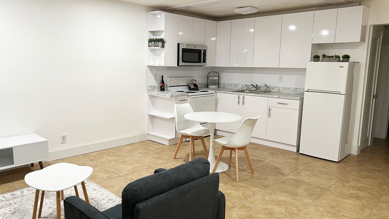 2255 SE 5th St in Pompano Beach, FL - Building Photo