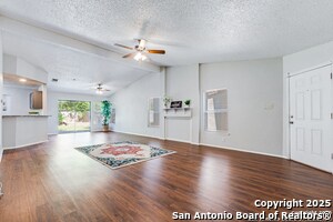 10323 Country in San Antonio, TX - Building Photo - Building Photo