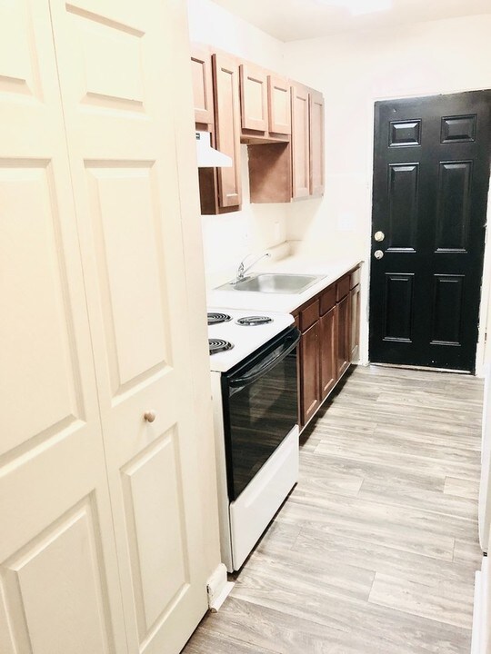 1744 Lyle Ave-Unit -3 in Atlanta, GA - Building Photo