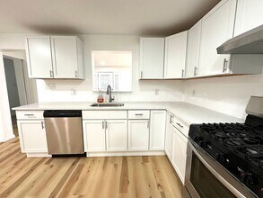 6174 Poketa Rd in Verona, PA - Building Photo - Building Photo