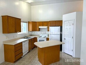 5480 W 4260 S in Salt Lake City, UT - Building Photo - Building Photo