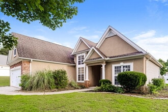336 Baldwin Ct in Newnan, GA - Foto de edificio - Building Photo