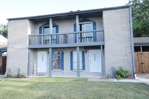 4624 W Orange St in Pearland, TX - Building Photo