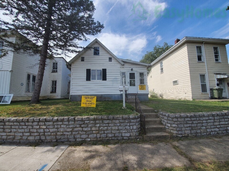 824 S 6th St in Richmond, IN - Building Photo